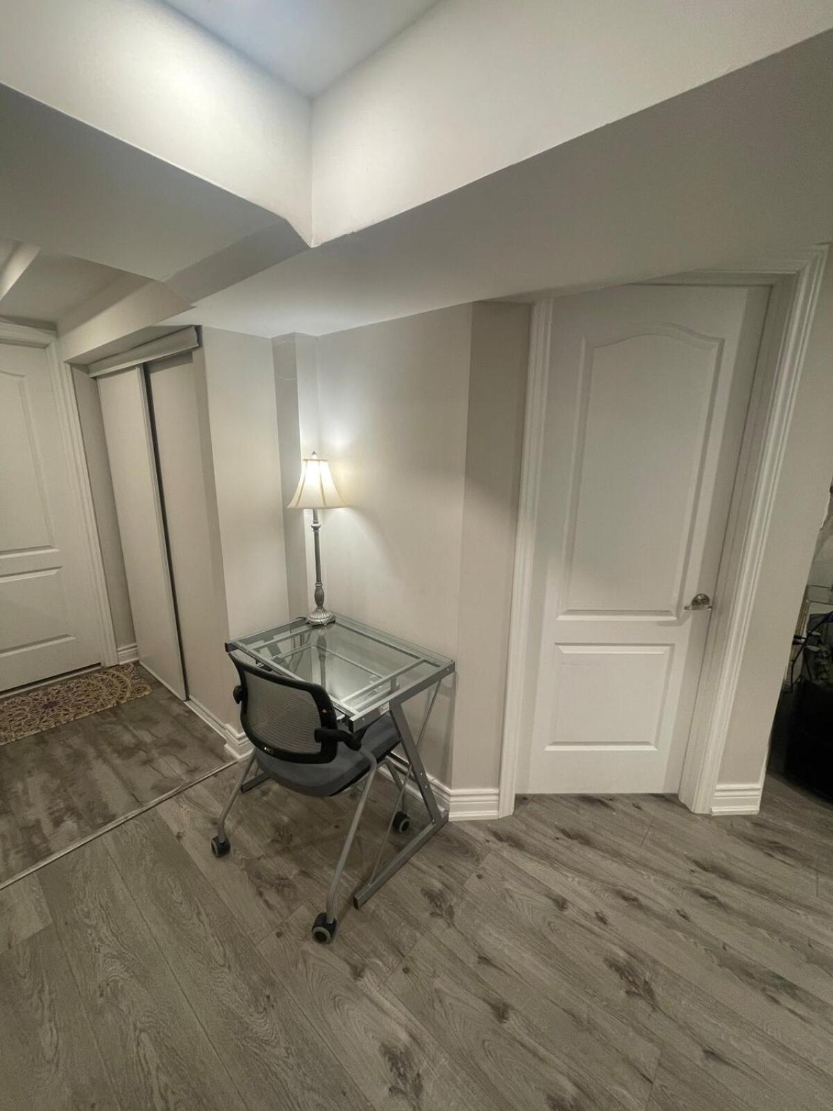 Holiday home Cozyhaven A Private Entrance, Comfy Basement In With Free Parking Conveniently Located With Easy Access To The Airport Downtown Toronto Major Malls And Highways For A Seamless *