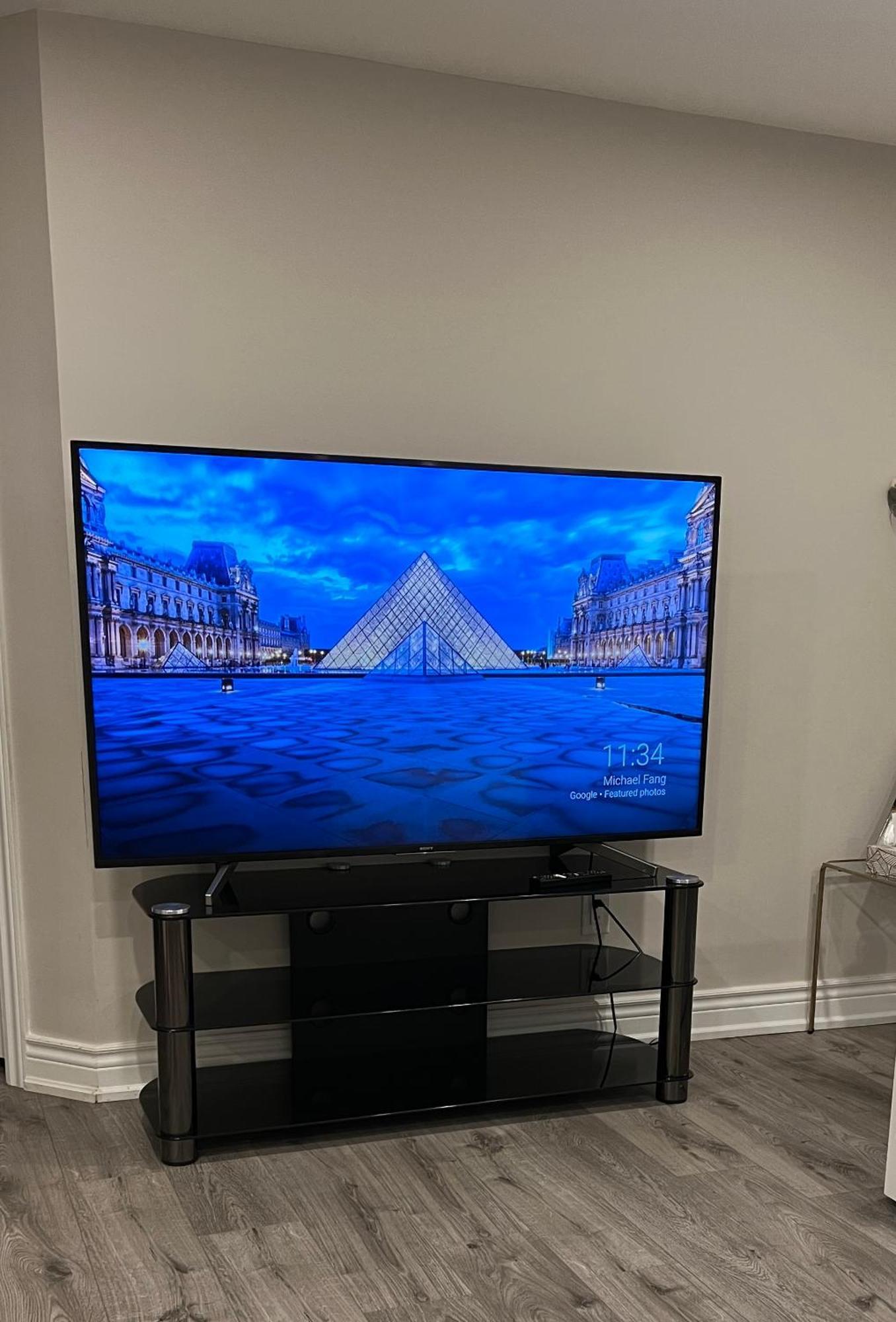 Cozyhaven A Private Entrance, Comfy Basement In With Free Parking Conveniently Located With Easy Access To The Airport Downtown Toronto Major Malls And Highways For A Seamless Holiday home